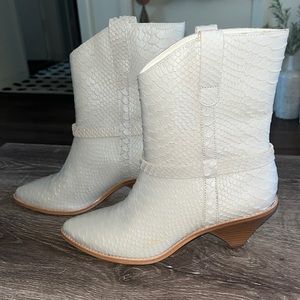 Matisse Fairlady EUC  Booties 6.5